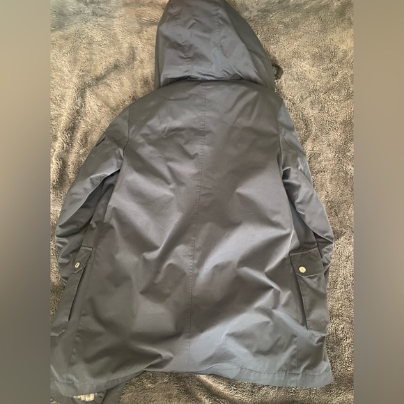 Guess Winter Parka - Picture 2 of 3